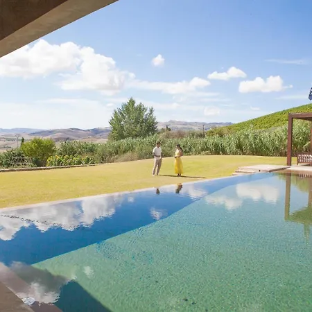 ファームステイ Tenuta Regaleali Valledolmo